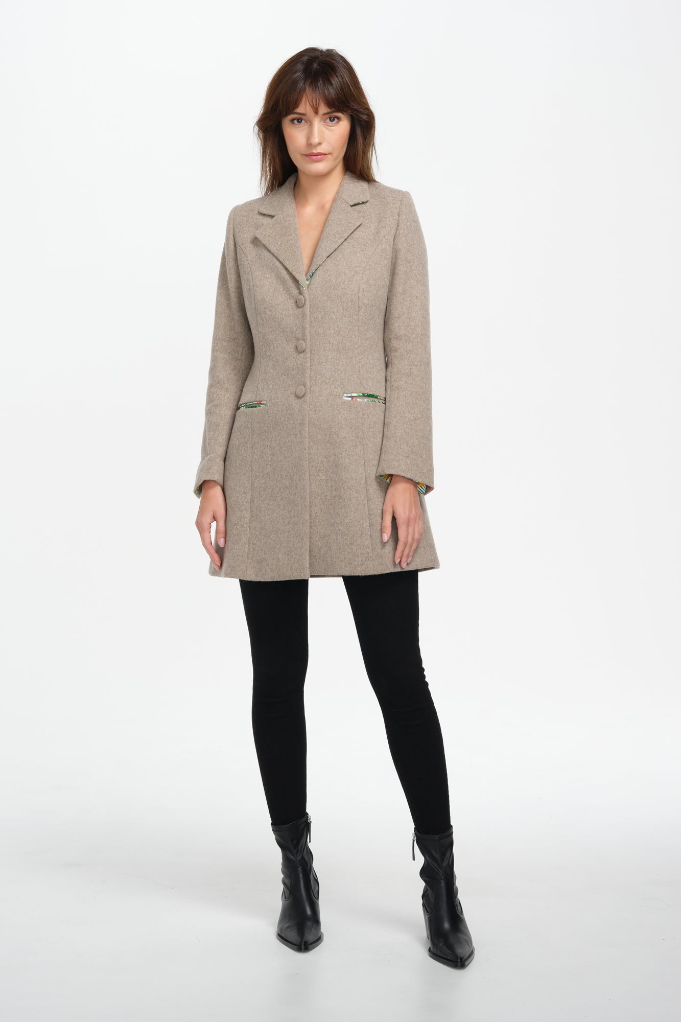 Berkeley Jacket (Beige/Butterfly)