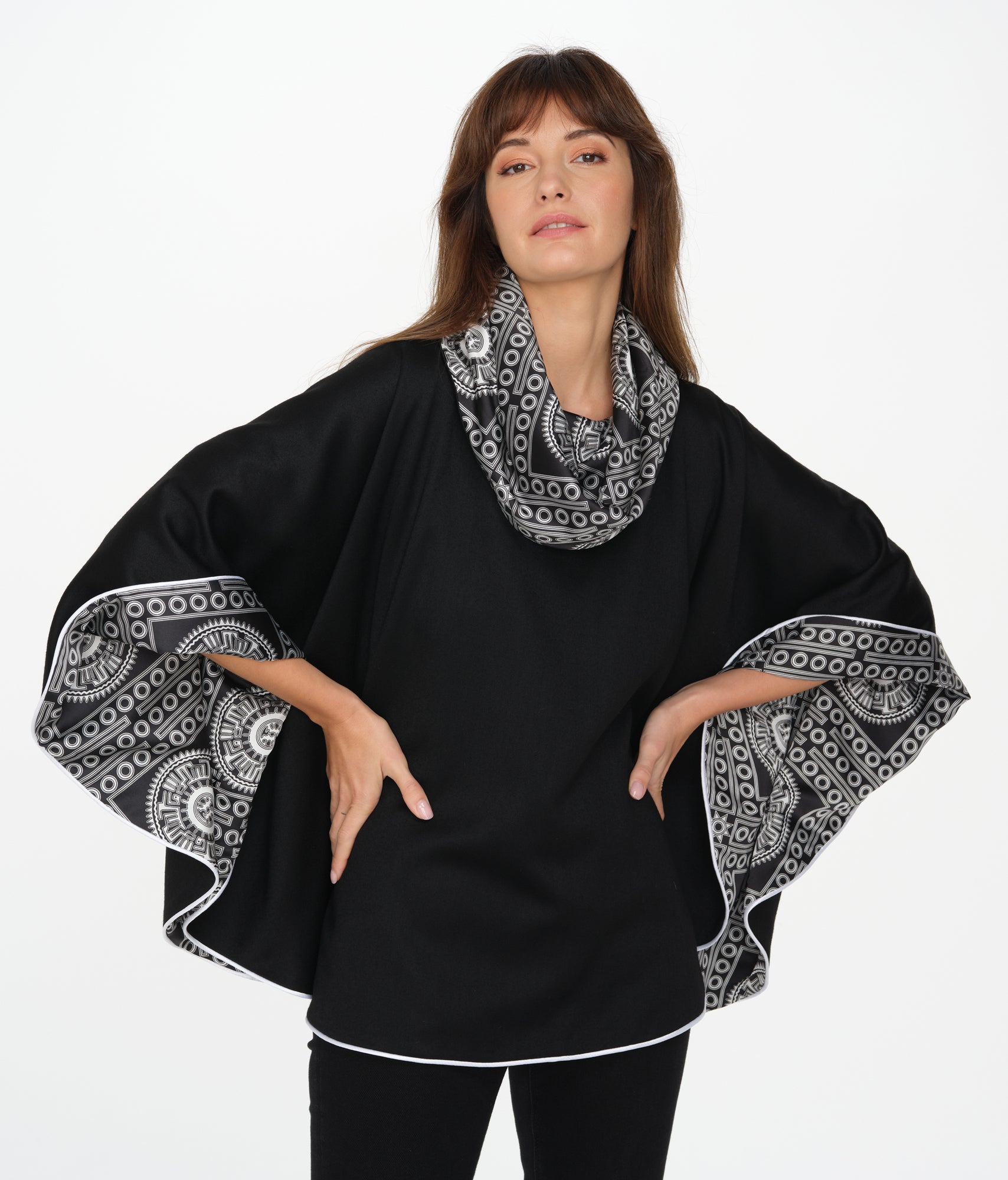 Venetian Cape (Black)